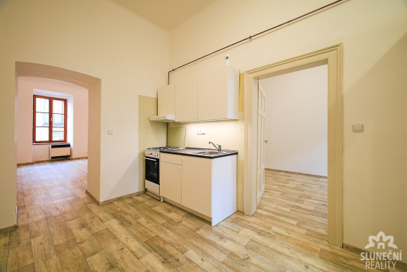 Pronájem cihlového bytu 2+1, 64m² v centru Uh. Hradiště