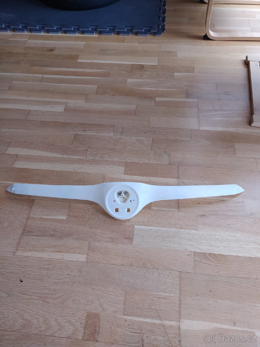 Přední maska 3T0853633 horní díl na Superb 2 neface