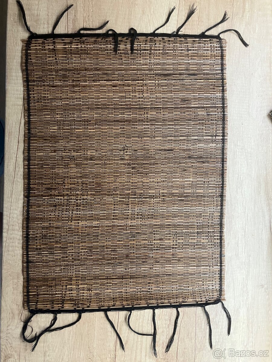 Prostíraní na stůl