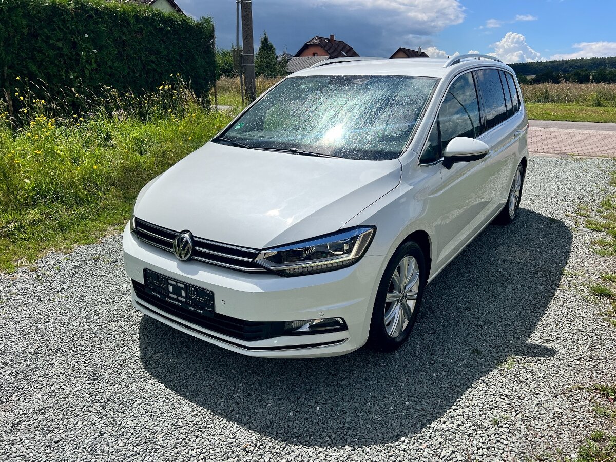 ► VW TOURAN 1.4 TSI 110KW FULL LED-NAVI-ACC-KAMERA - 7MÍST