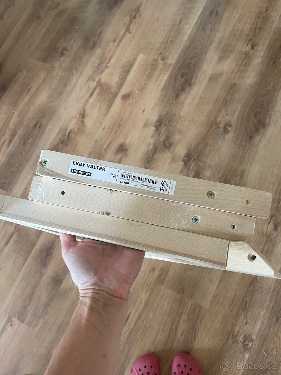 Nástěnná police Ekby Alex IKEA