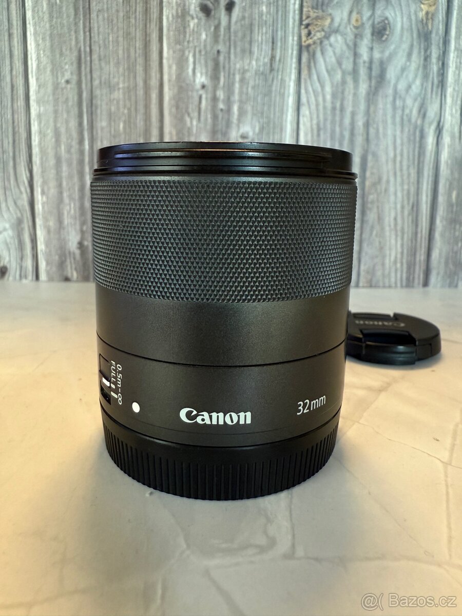 Canon EF-M 32MM F/1.4 STM objektiv