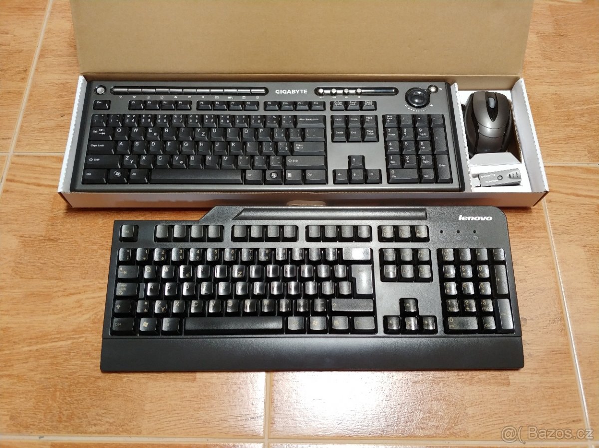 Klávesnice + set klávesnice a myš