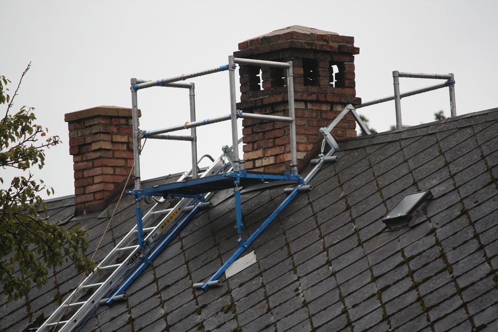 prodám hliníkové komínové lešení