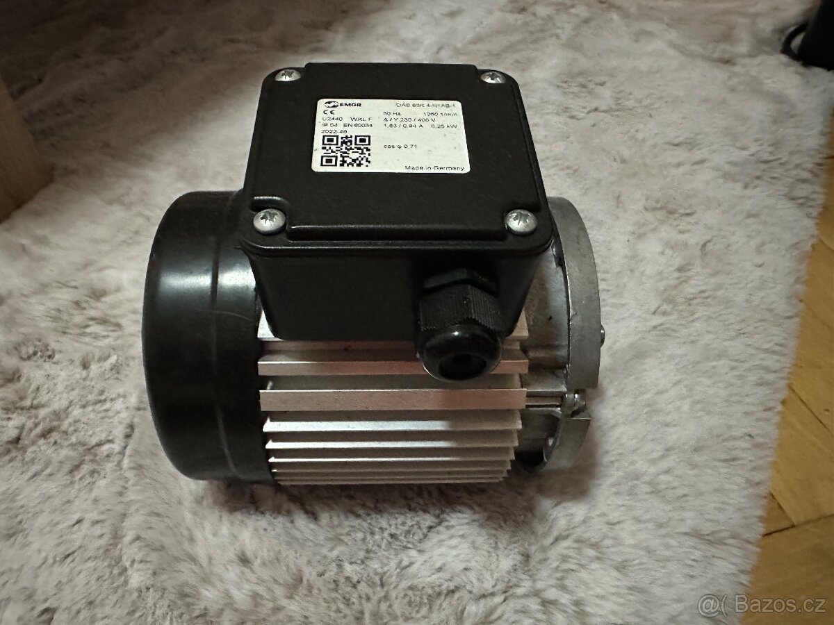 Nový elektromotor Emgr Das 63K 4-N1AB-1