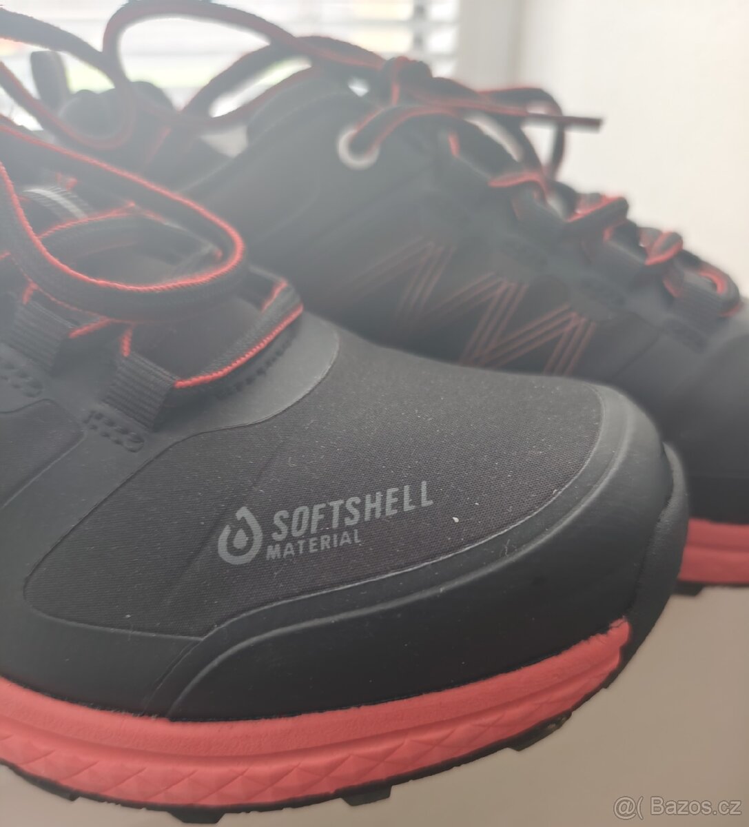 Sportovní obuv nenošené úplně nové