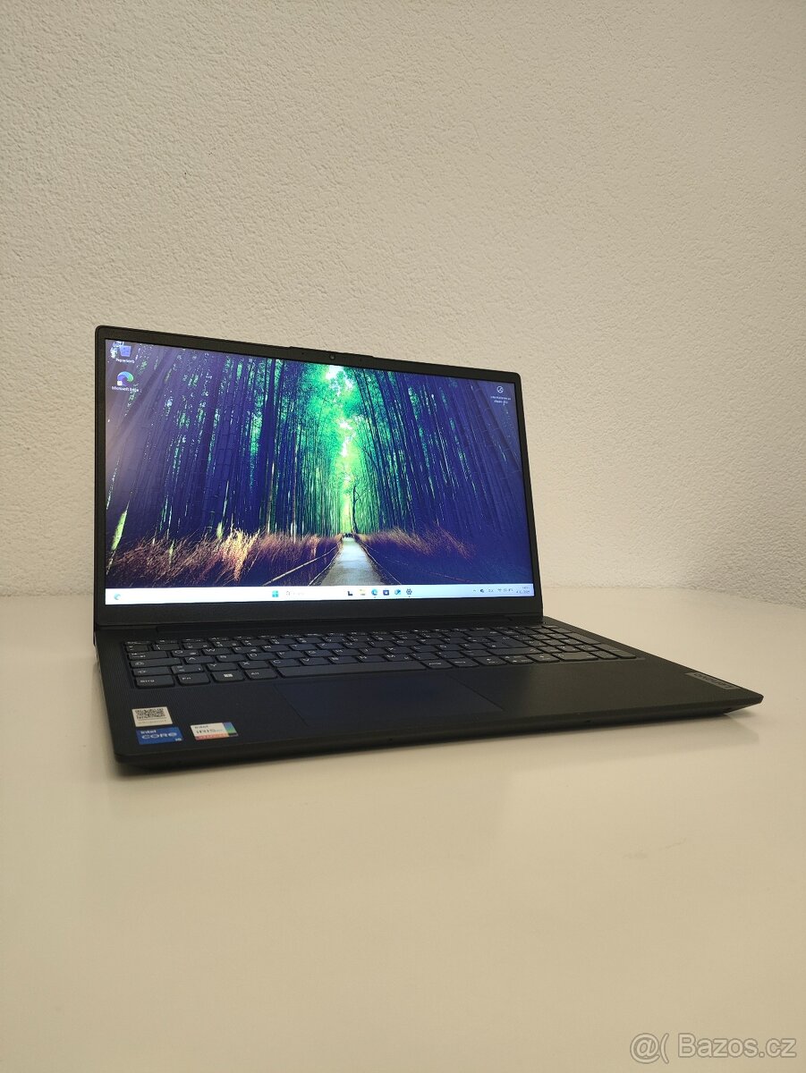 Lenovo V15 G3 | i5-1235U | 16 → 32 GB RAM | 512 → 1 TB SSD