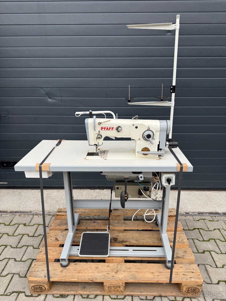 Šicí stroj Pfaff 418 cik-cak s odstřihem nitě