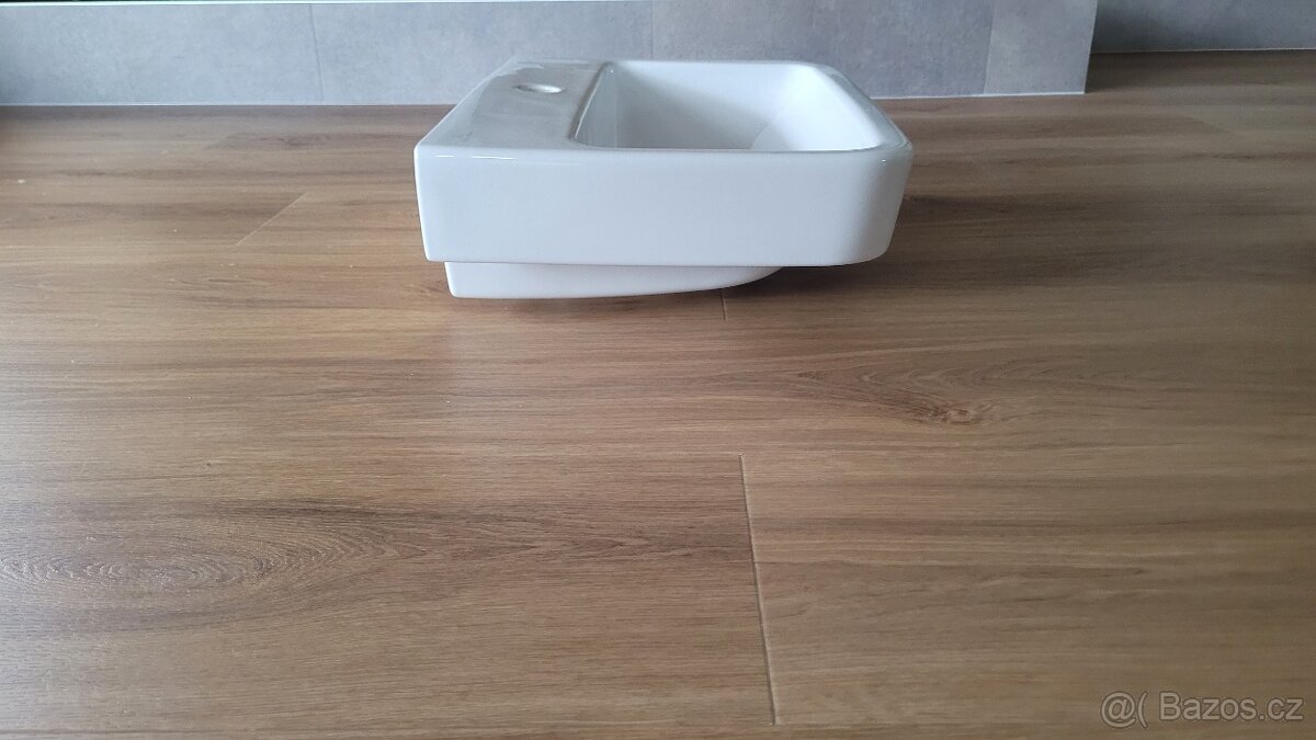 Umyvadlo Villeroy&Boch