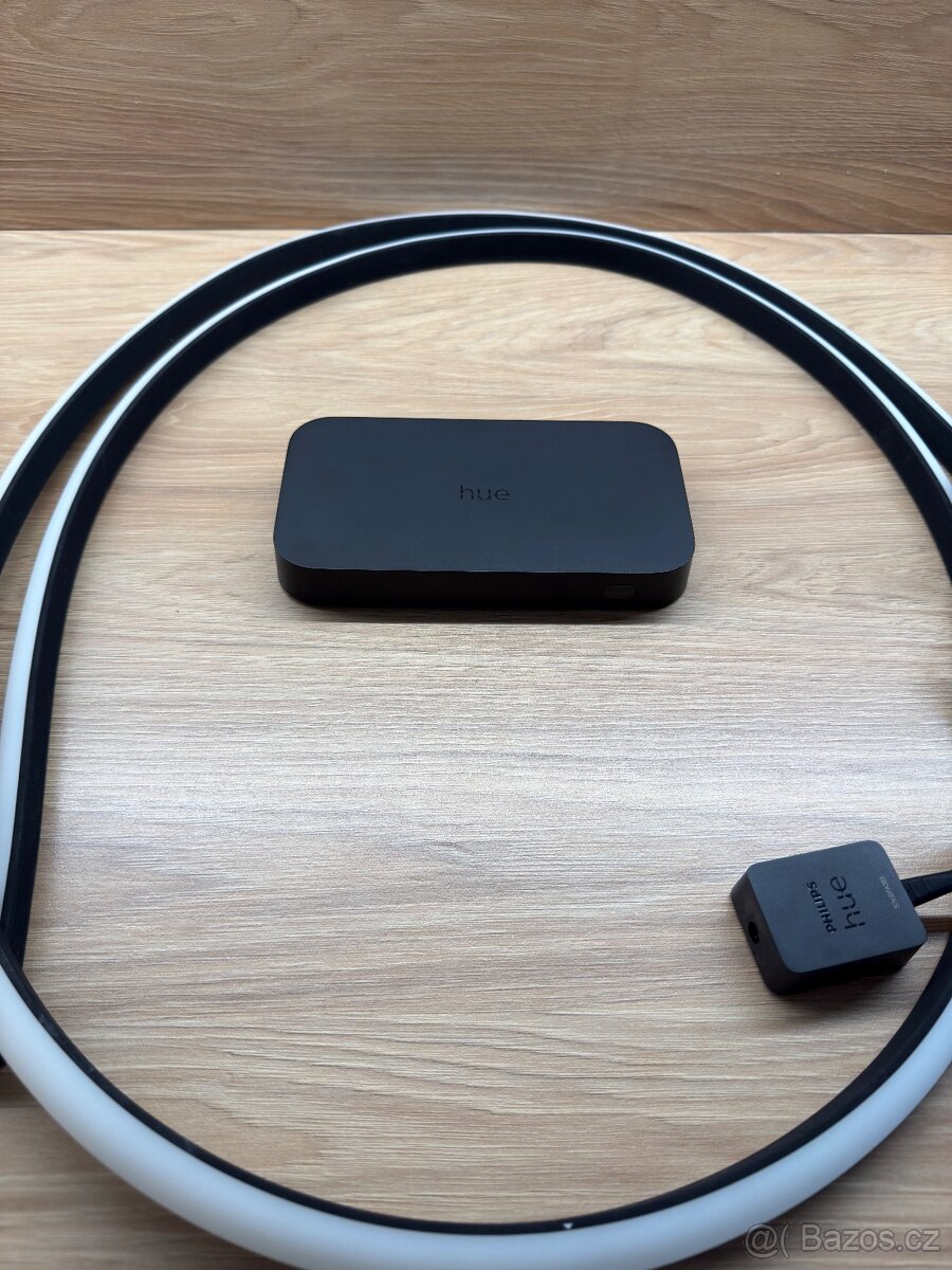 Philips Hue Sync Box + Philips Hue Gradient lightstrip 65"