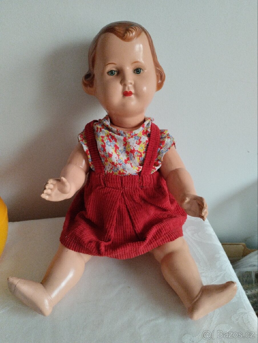 Starožitná panenka Technoplast