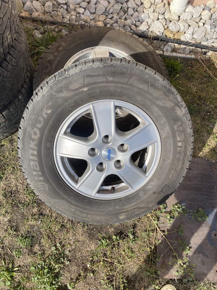 Kola 225/75 R16 C