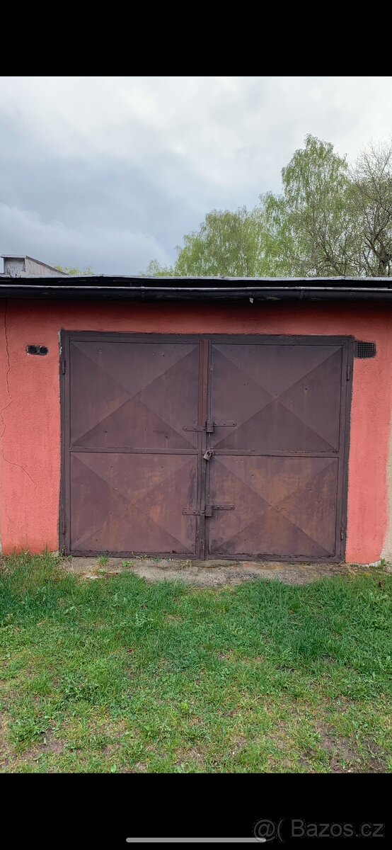 Prodej garáž Příbram (nedaleko Nádvoří Msgre. Korejse)