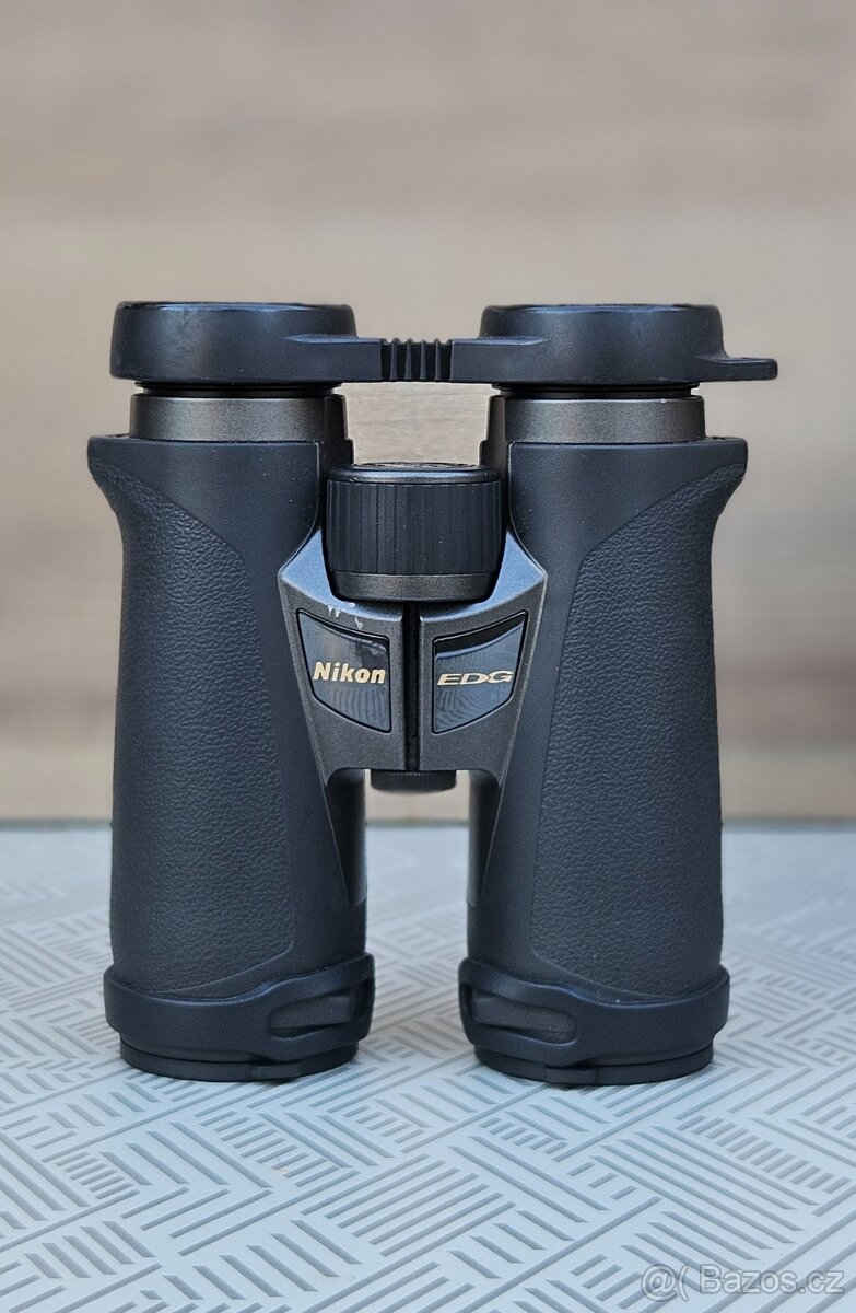 Dalekohled Nikon EDG 10x42