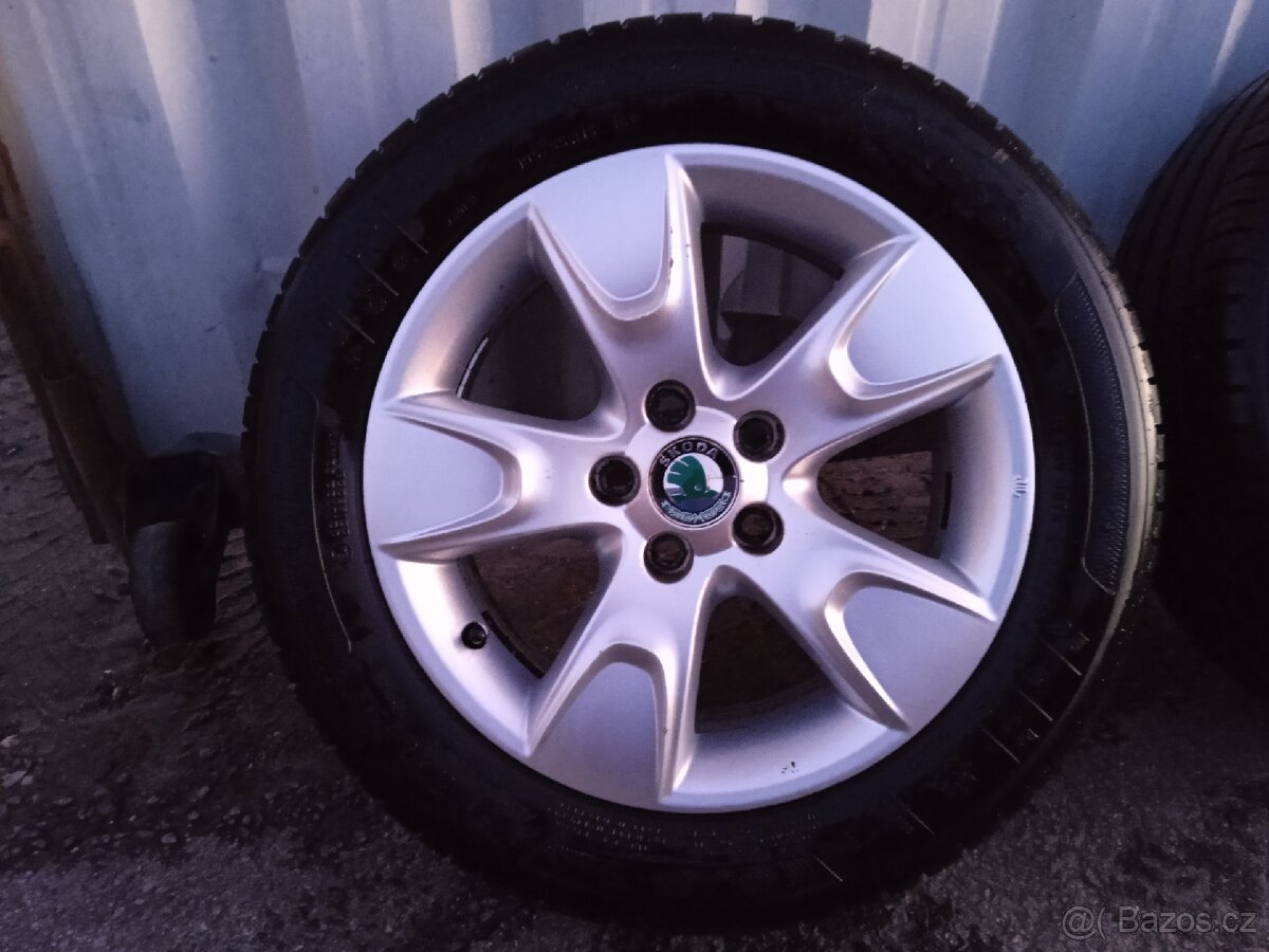 Originální Alu kola 5x100 R15.