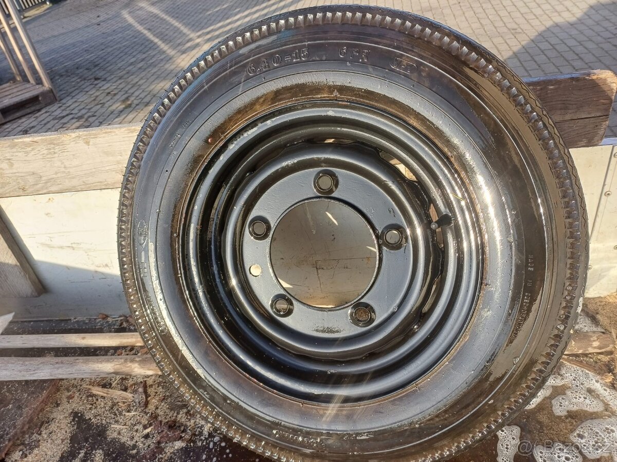 pneu 15