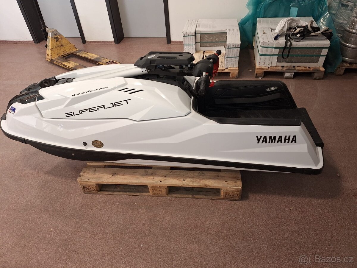 YAMAHA SUPERJET