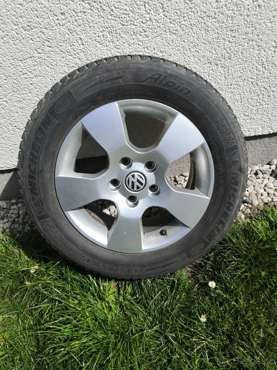 Litá kola 15", 4 ks, Octavia II, VW Golf 7 apod. 6 000 Kč