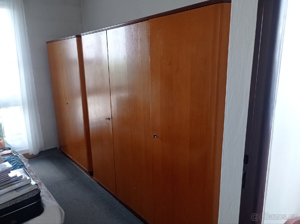 Skříně 60. léta