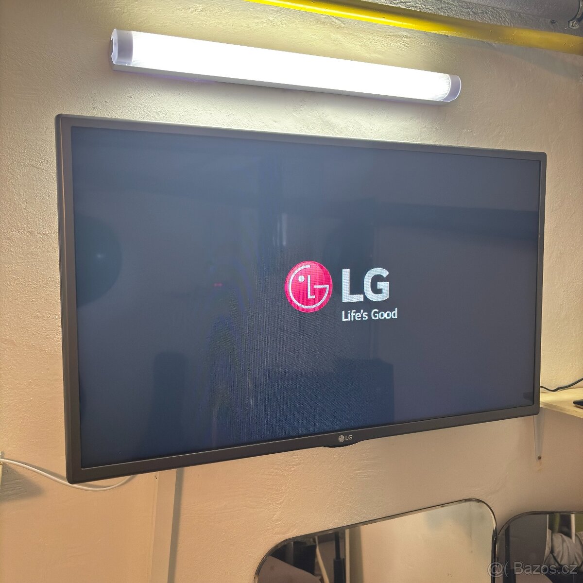 LG 32" (LED, HDMI, USB, CI, Scart, DVB-T/C)