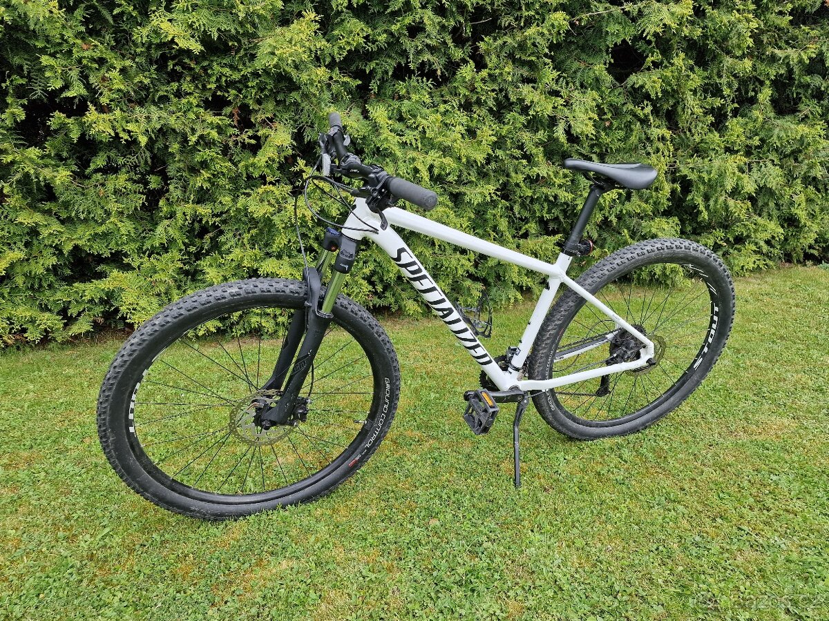 Horské kolo Specialized Rockhopper Comp