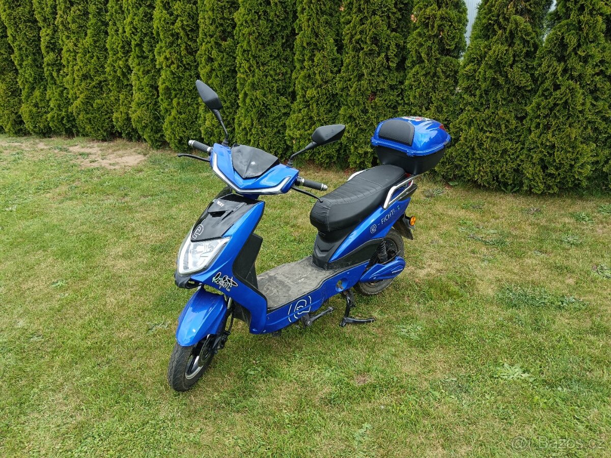 Elektro skutr