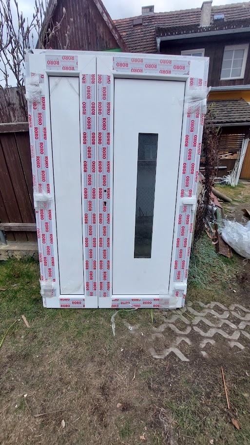 Vchodové dveře