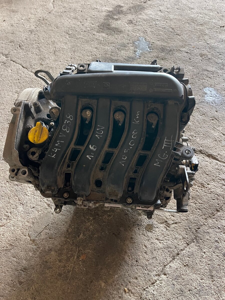RENAULT MEGANE III 1.6 16V—-MOTOR K4M V 838