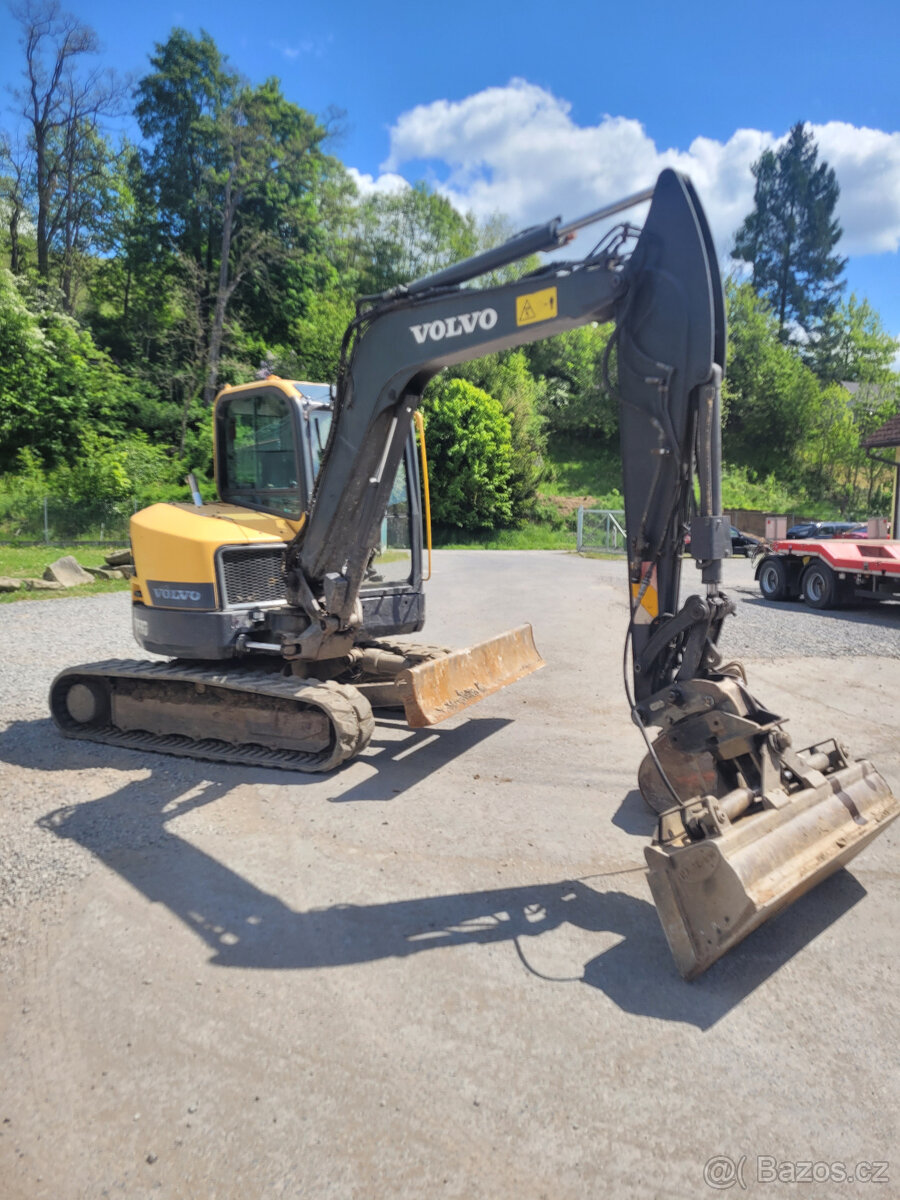 VOLVO ECR58D