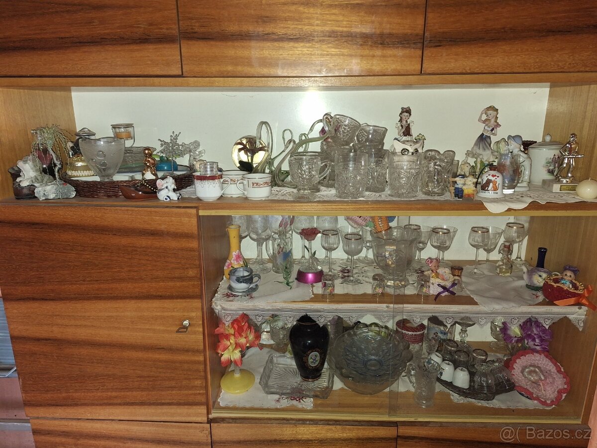 Sklo porcelan