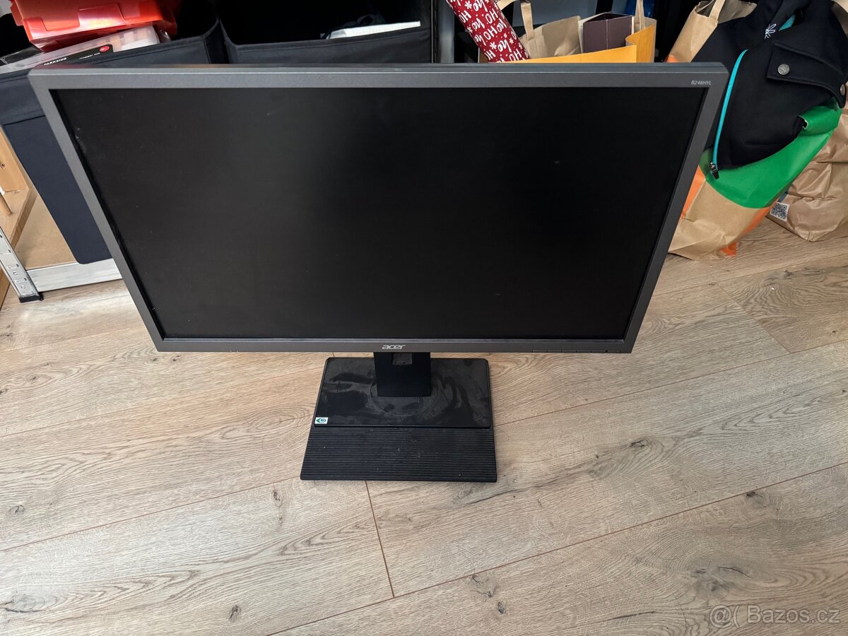 Monitor acer 24”