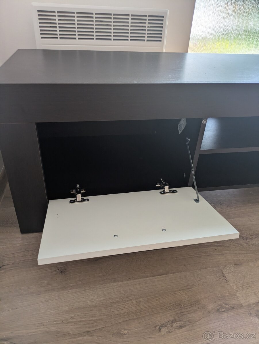 Tv stolík
