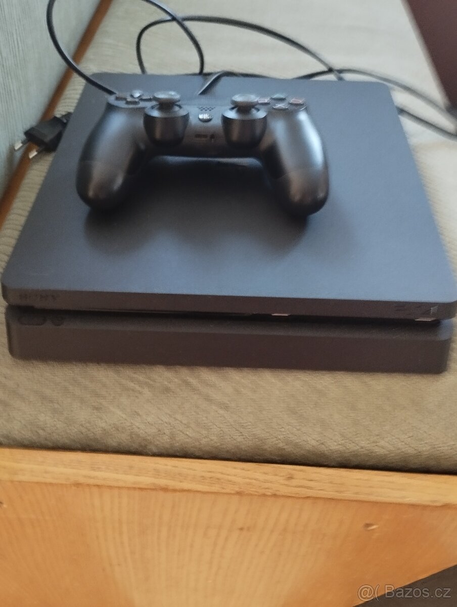 PS4