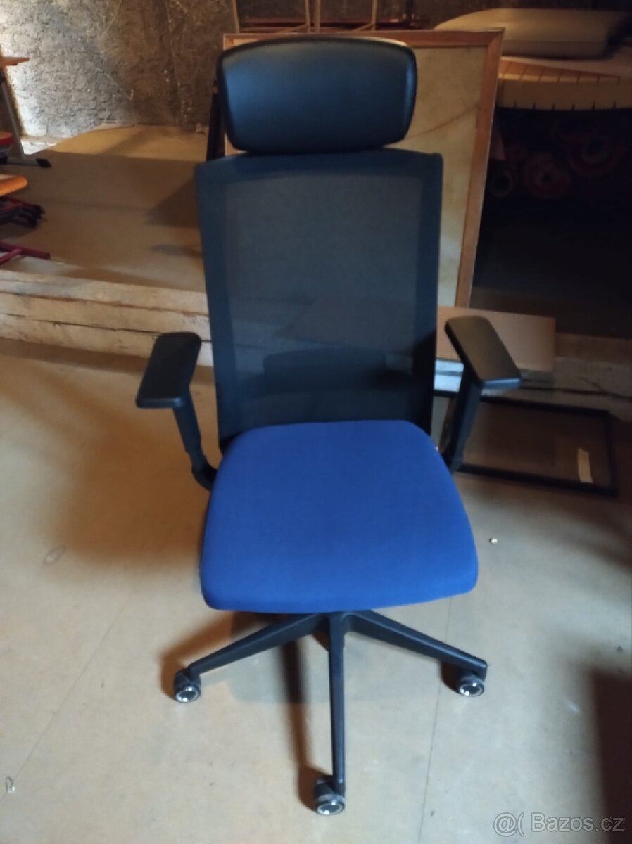 Zdravotní židle Adaptic EVORA+