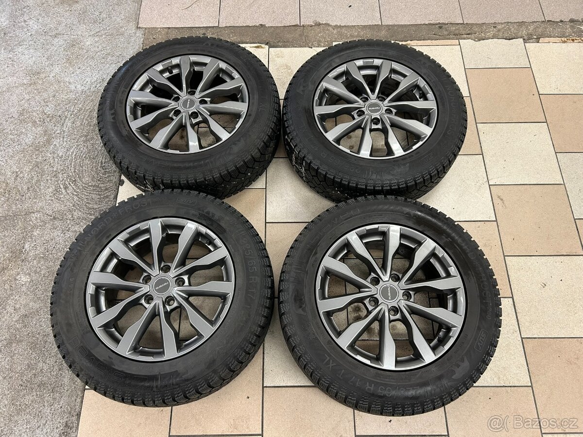 Subaru Outback zimní sada kol GISLAVED 225/65/R17