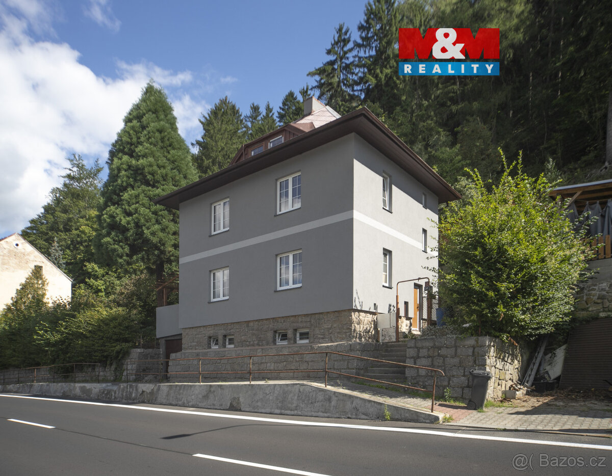 Prodej rodinného domu, 190 m², Děčín, ul. Loubská