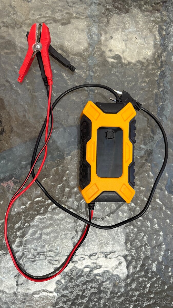 Nabíječka autobaterie E-FAST 3-stupňová