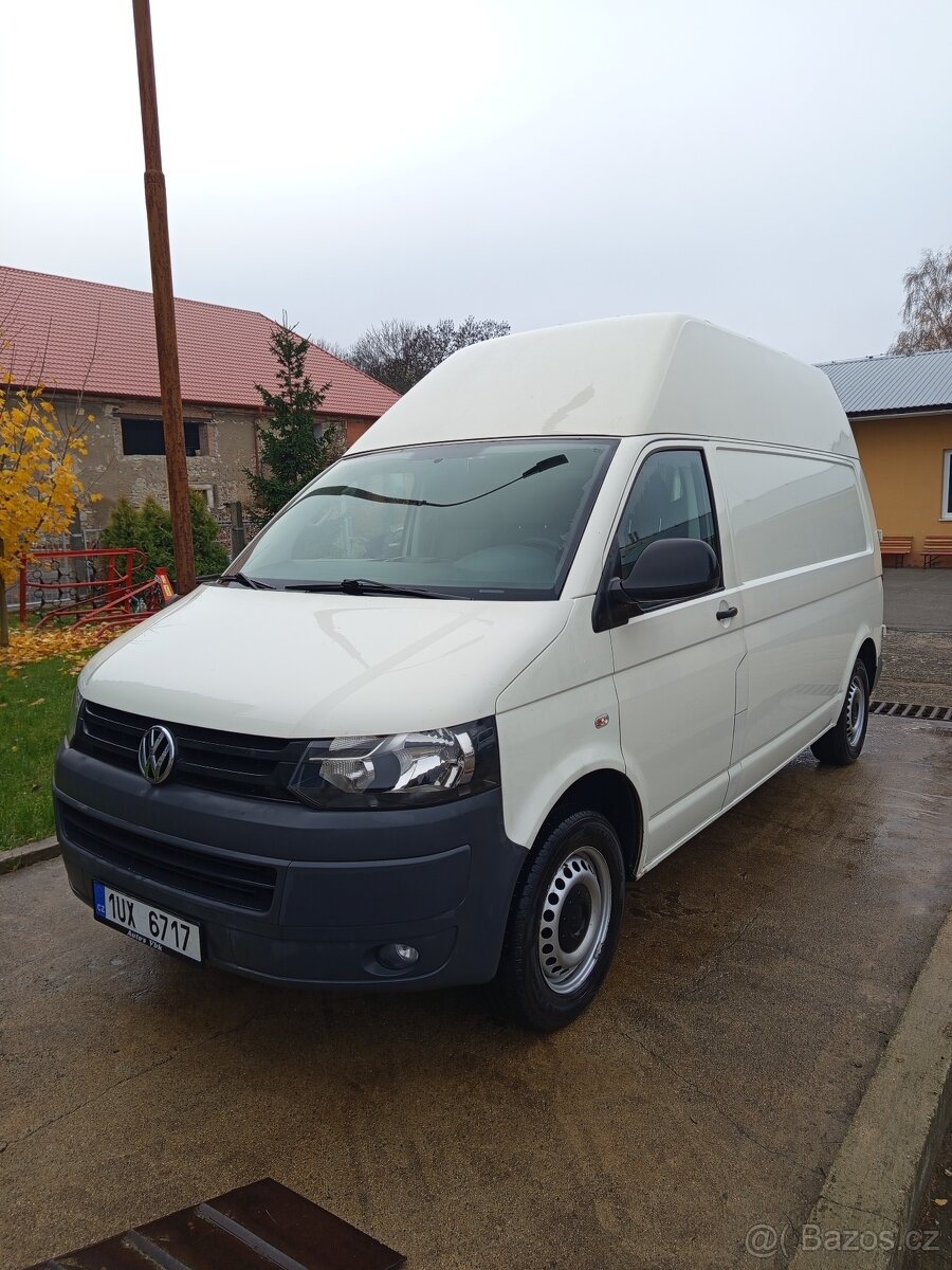 Volkswagen Transporter 2.0 TDI T5.1,  vysoký L2H2, zachovalý