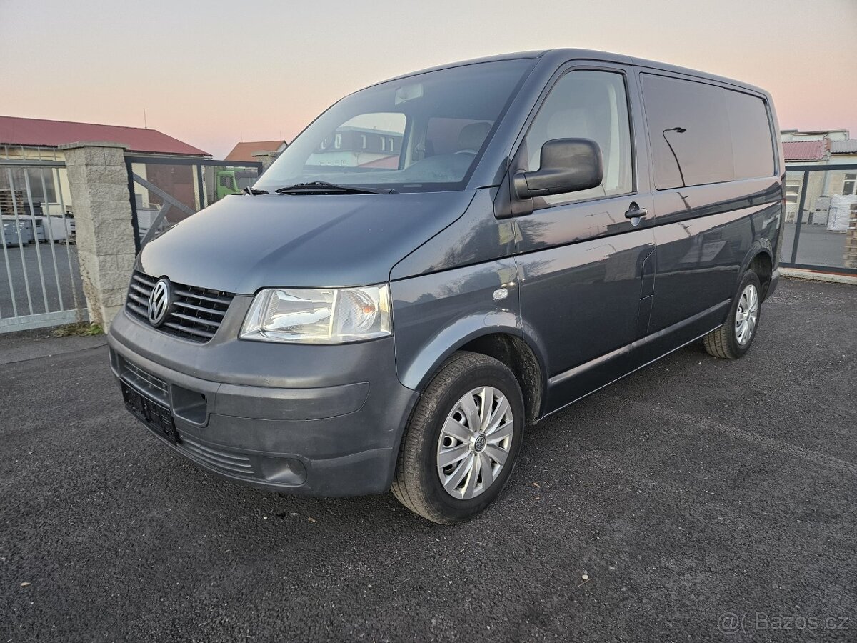 VW TRANSPORTER T5 1.9TDI 63KW  5 MÍST ASR
