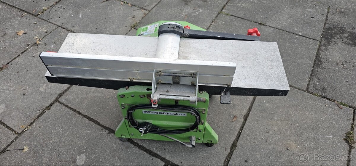 Hoblovačka, srovnávačka