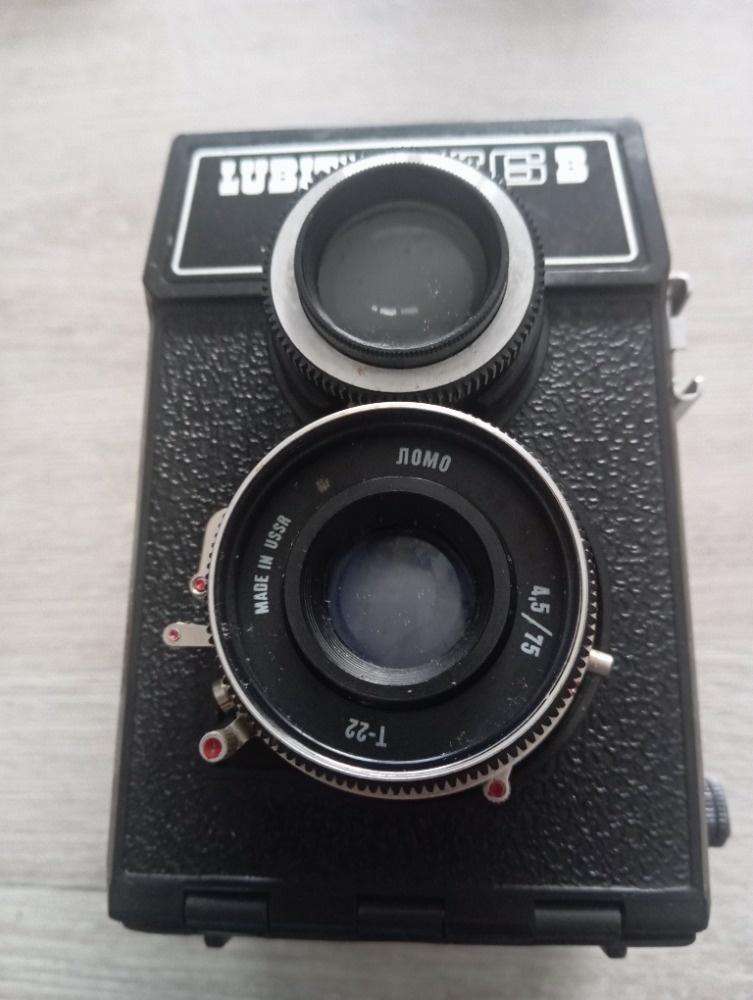 Prodám starý fotoaparát Lubitel