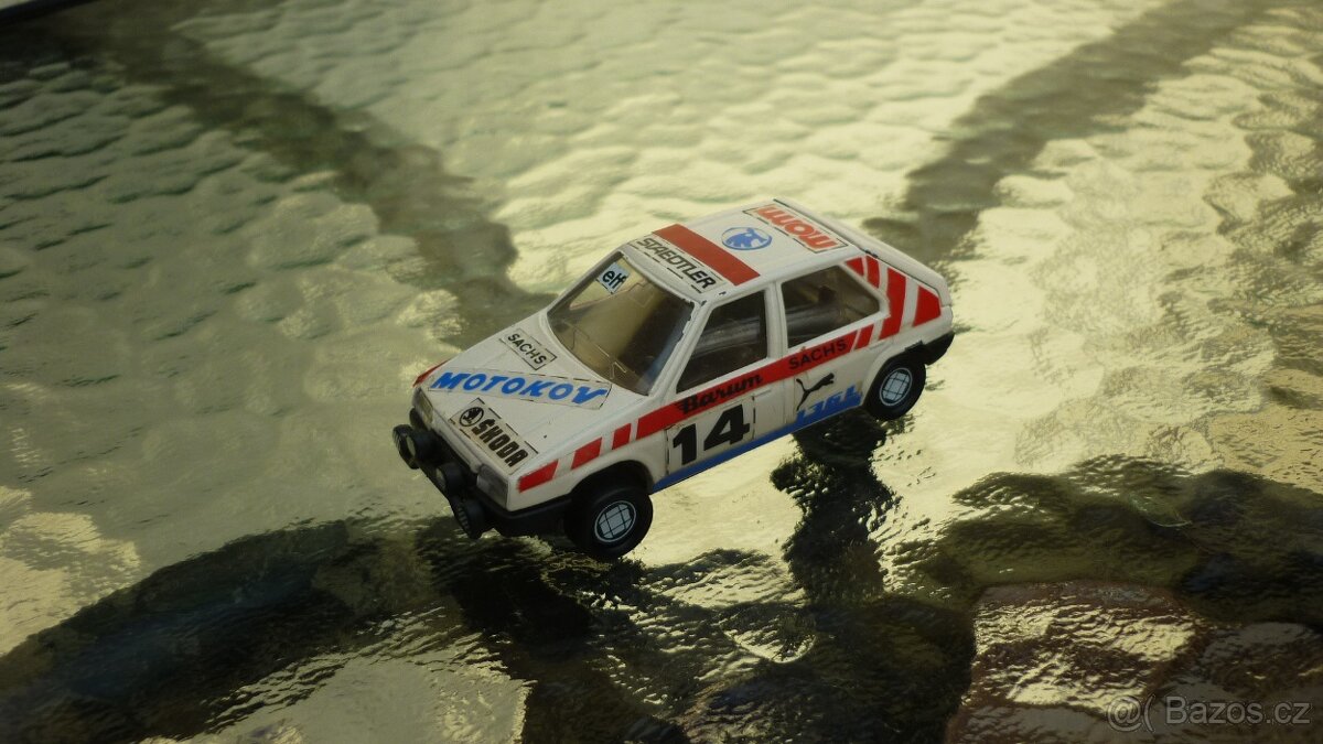 MONTI METAL 1/43 ŠKODA FAVORIT 136 L VELMI PĚKNÝ