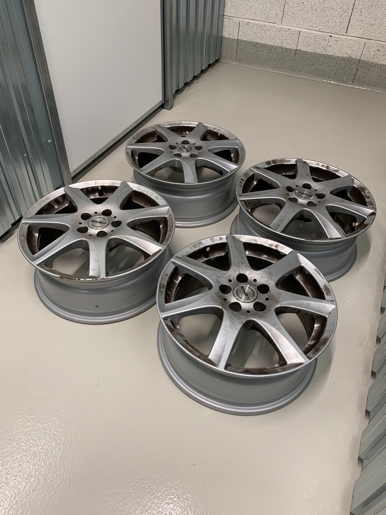 Alu disky ENZO W 16" 5x100 (Škoda, VW, Seat) - Super stav