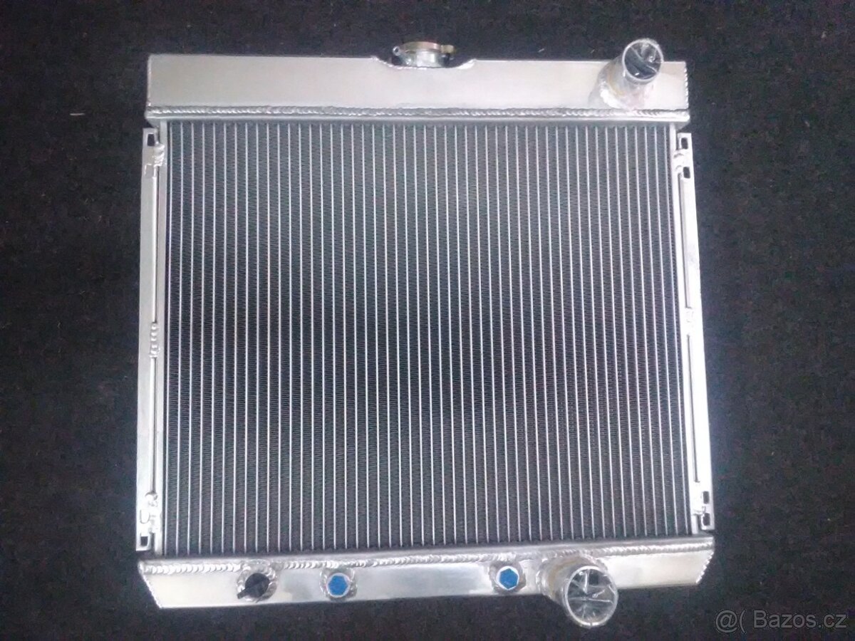 Nový celohliníkový chladič na Ford Mustang