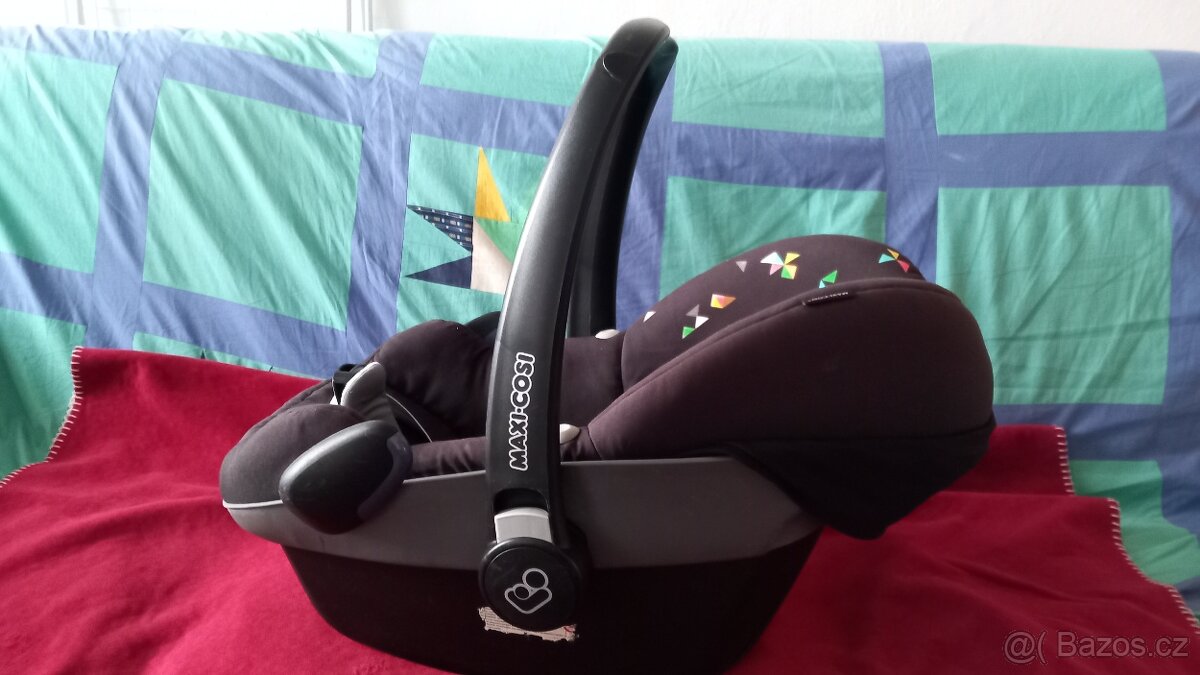 Prodám vajíčko+dětská hrazda zdarma