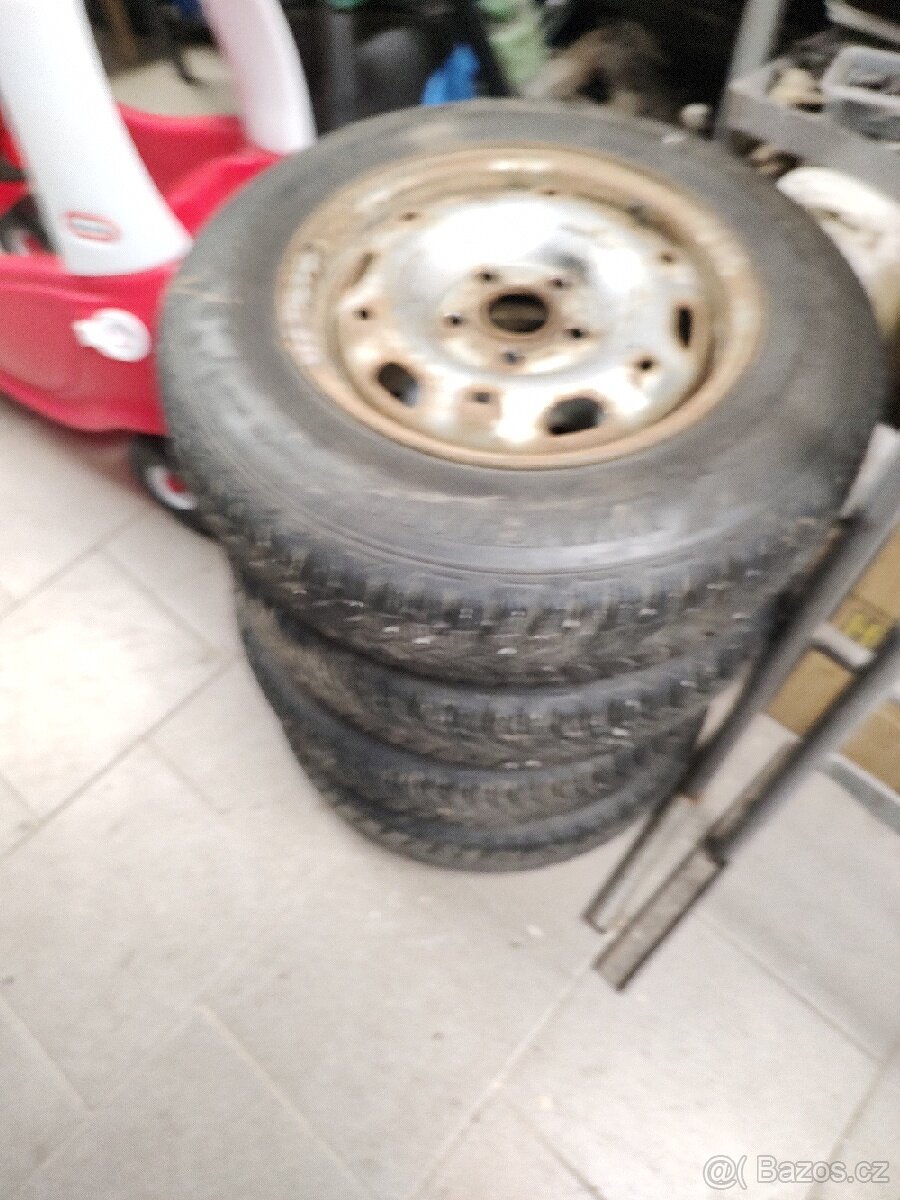 Fabia 1 junior - disky + zimní pneu
