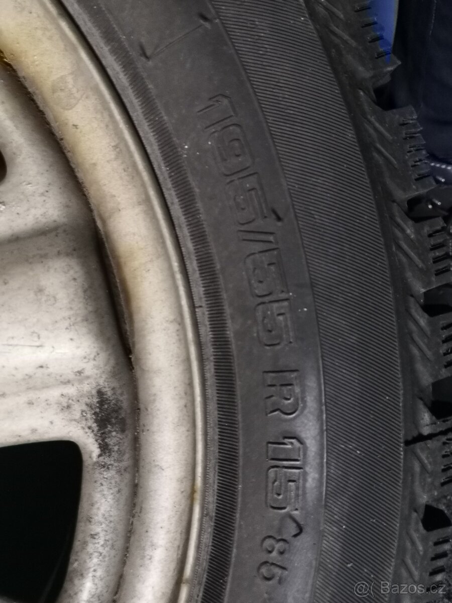 Plechové disky s pneu