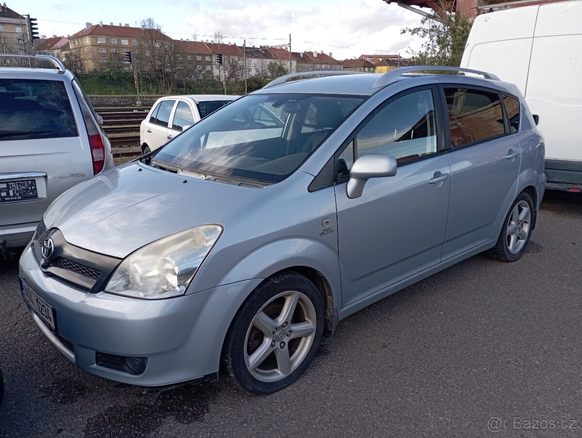 Toyota Corolla Verso 2,2 D4D 130 kW /2006