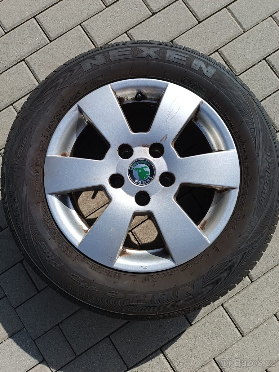 Letní pneu Nexen 195/65/15 + ALU kola