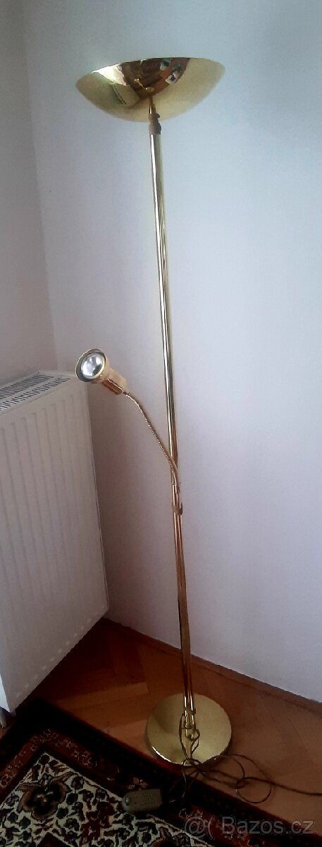 Stojací lampa,stojan na časopisy,stojánek na kvitko